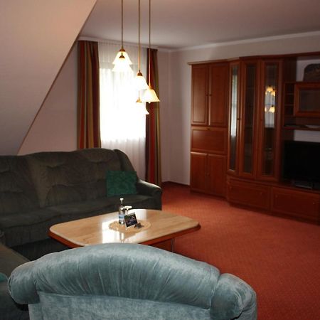 Hotel & Restaurant Lenzer Krug Malchow  Exterior foto